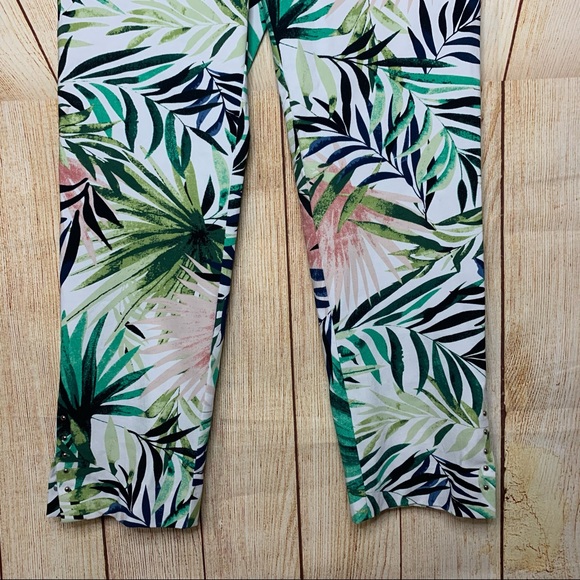 NWT Roz & Ali tropical Classic Fit Ankle Crop Pant - Picture 4 of 11
